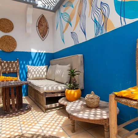 The Chill Art Hostel Essaouira Exterior photo