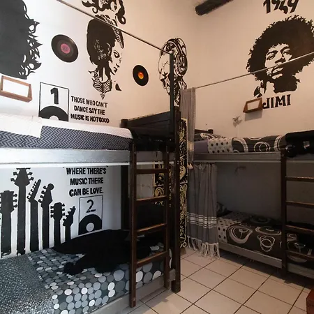 The Chill Art Hostel Essaouira Exterior photo